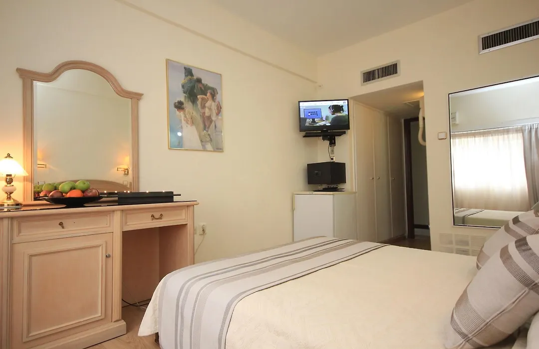 Hellinis Hotel-1